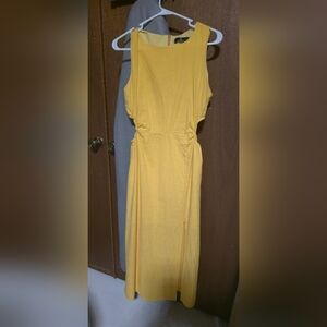 Sleeveless Yellow Maxi Dress with Gathered Waist